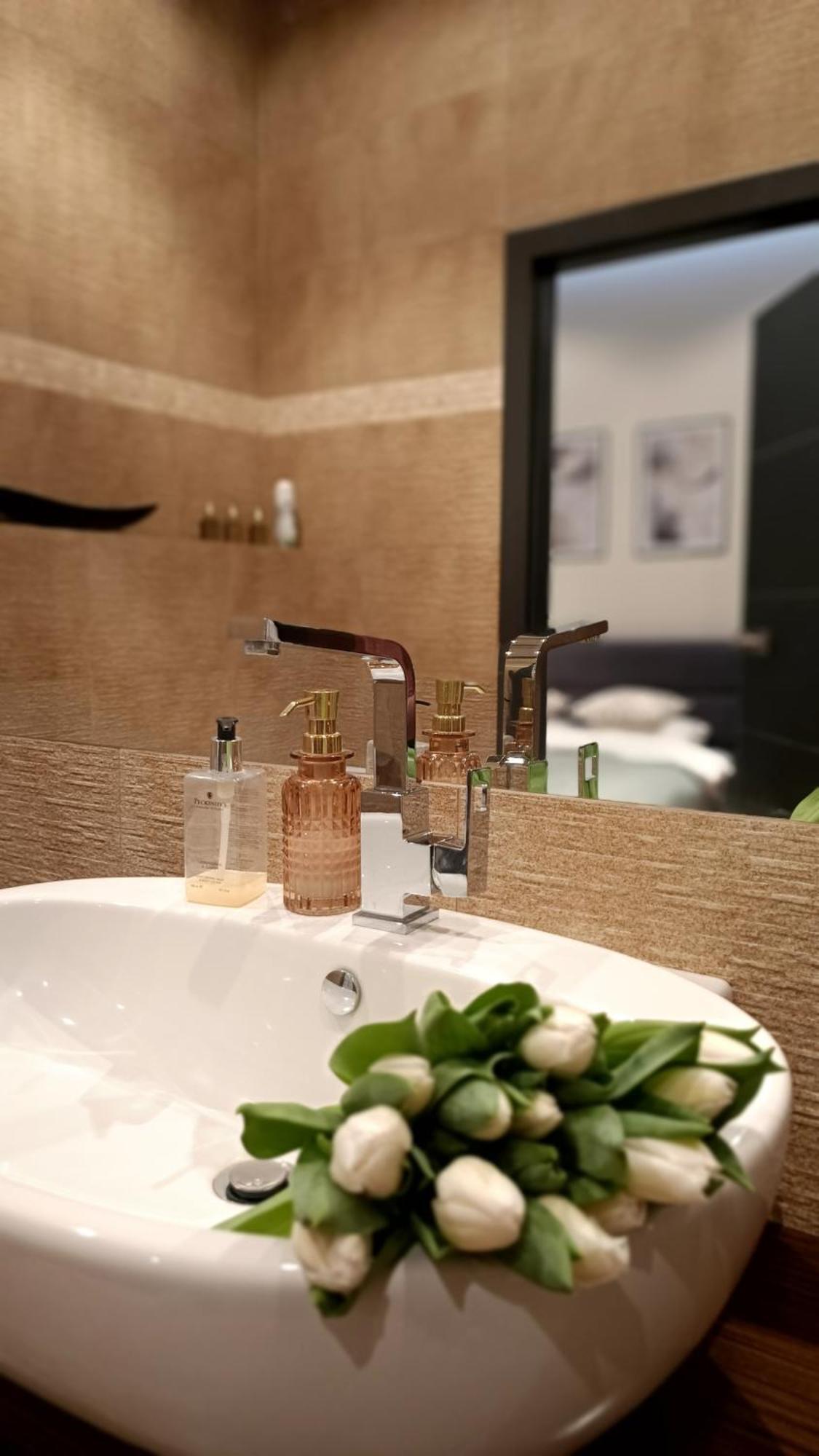 Luxury Room Well Located Czestochowa Luaran gambar